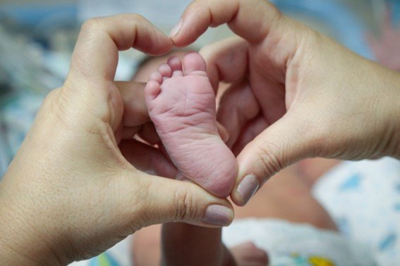 foto de um pezinho de bebe